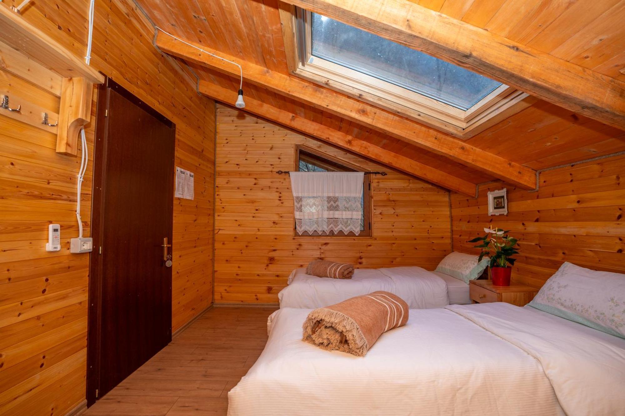 Bee Eco Guest House Moll' e Shoshit Esterno foto