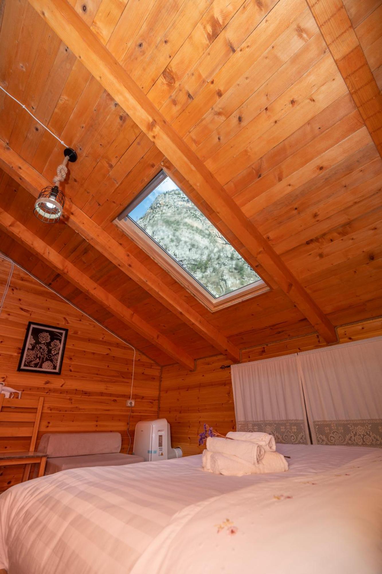 Bee Eco Guest House Moll' e Shoshit Esterno foto